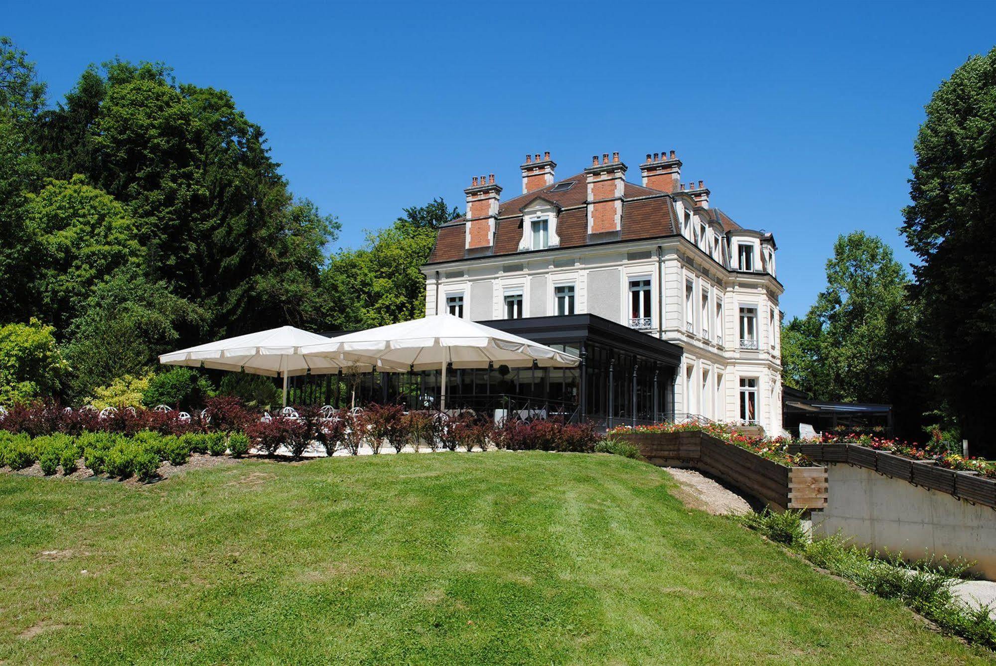 Chateau De La Dame Blanche - Logis Geneuille Kültér fotó