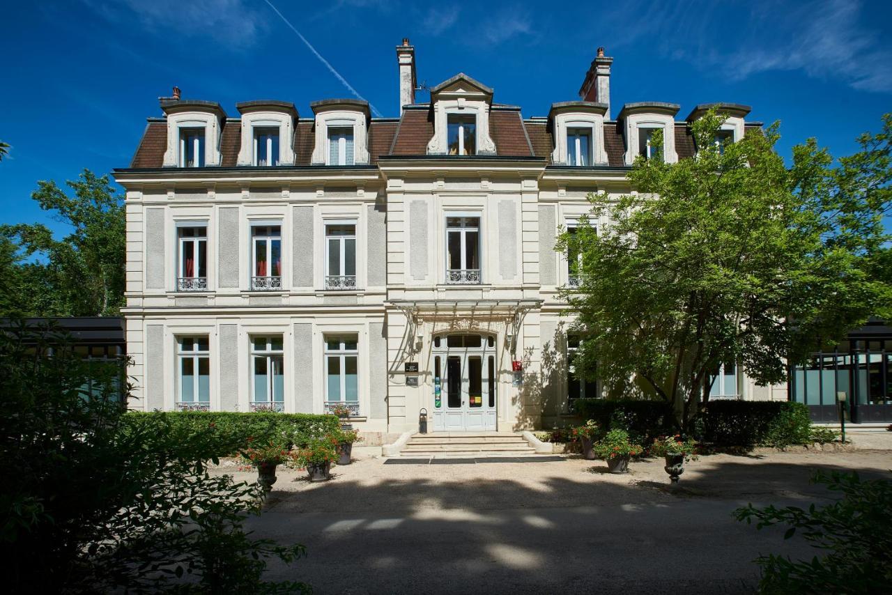 Chateau De La Dame Blanche - Logis Geneuille Kültér fotó
